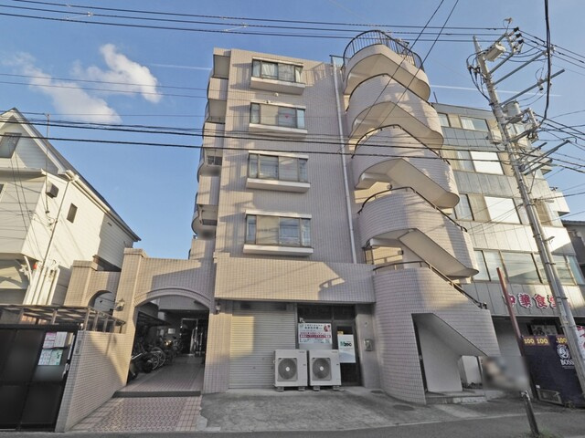 横浜阪東橋ガーデンハウスの外観
