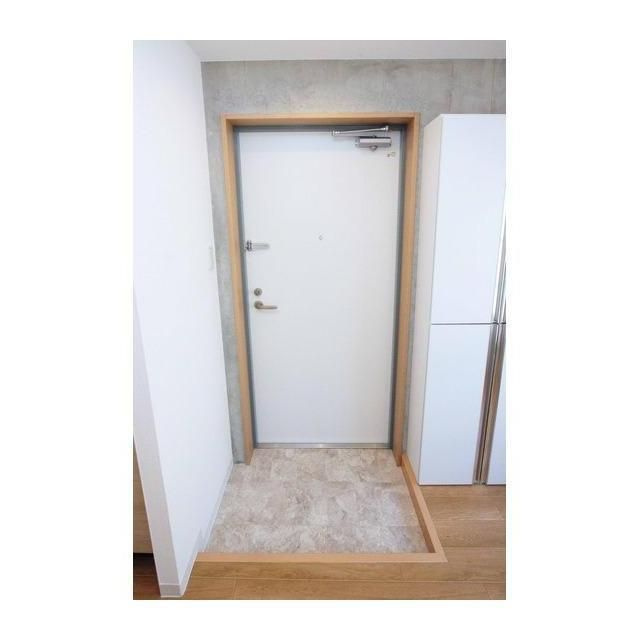 メゾンオリヤマの玄関