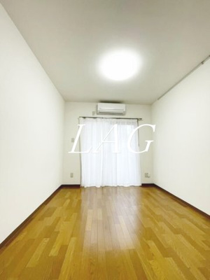 【居間・リビング】 | ＦＬＡＴＳ白金（フラッツシロカネ） | 洋室のお部屋です。