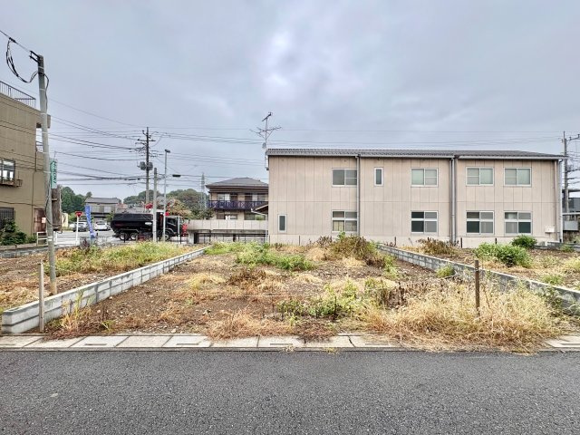 【仲介手数料半額】和光市第1下新倉　全4棟　2号棟の前面道路含む現地写真