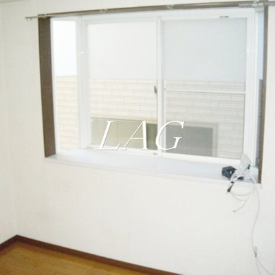 【居間・リビング】 | アローニア野村 | 洋室のお部屋です。
