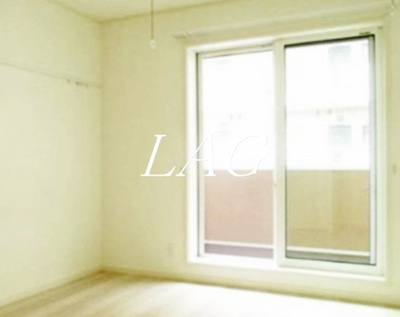 【居間・リビング】 | サニーパーク | 洋室のお部屋です。