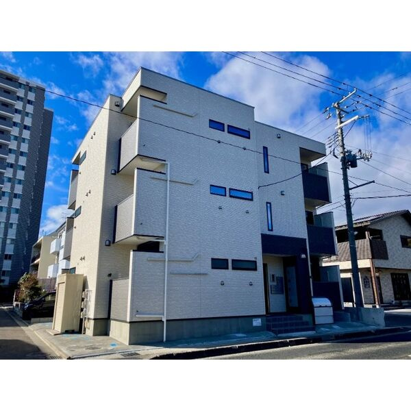 REGALEST仙台southの外観