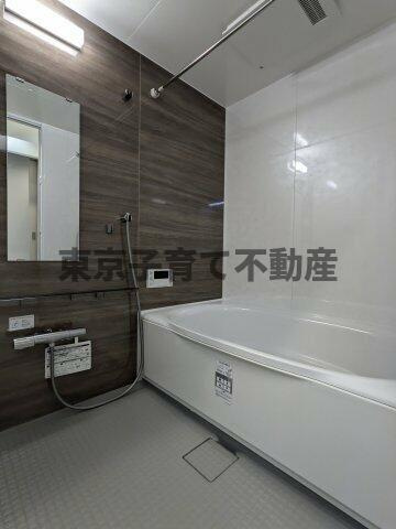 ラチューン文京小石川の浴室