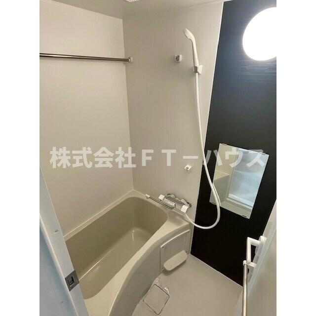 ラクラス下総中山の浴室