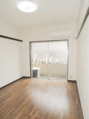 【居間・リビング】 | メゾンドビオレ | 洋室のお部屋です。