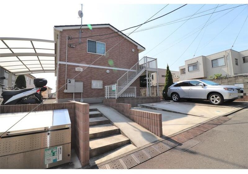 ベラコリーネの駐車場
