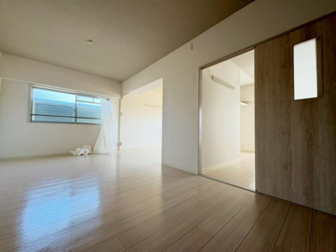FERTI NAKANISHI3の内装