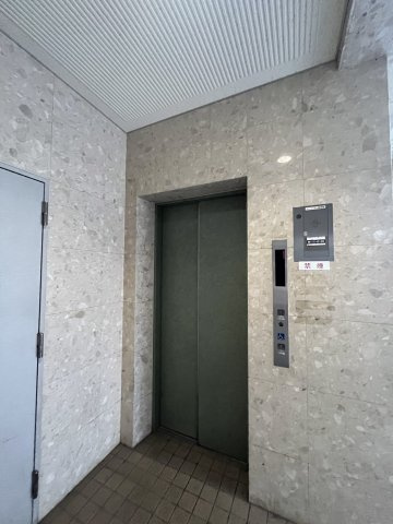 吹田市江坂町１丁目の店舗事務所のその他共用部分|エレベーター