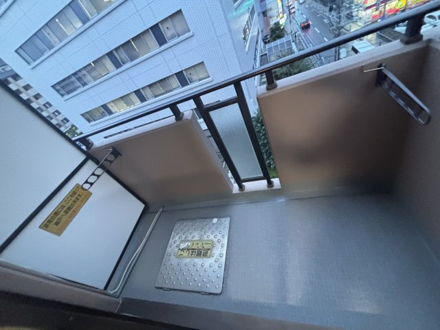 吹田市江坂町１丁目の店舗事務所