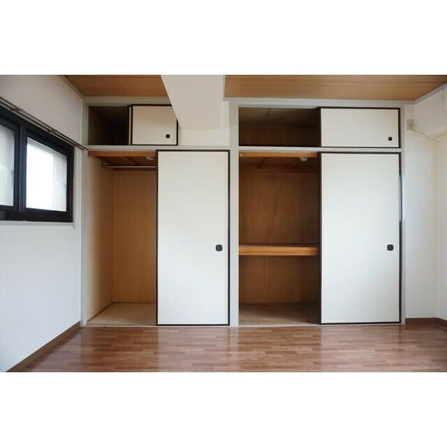 ファミーユ第２前川ビルの収納