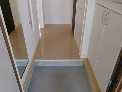 シャーメゾン ペル センプレの玄関