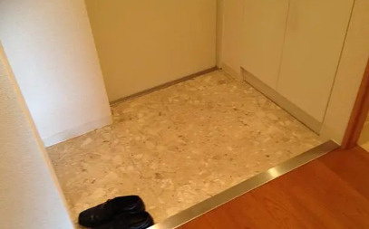 アバンセの玄関