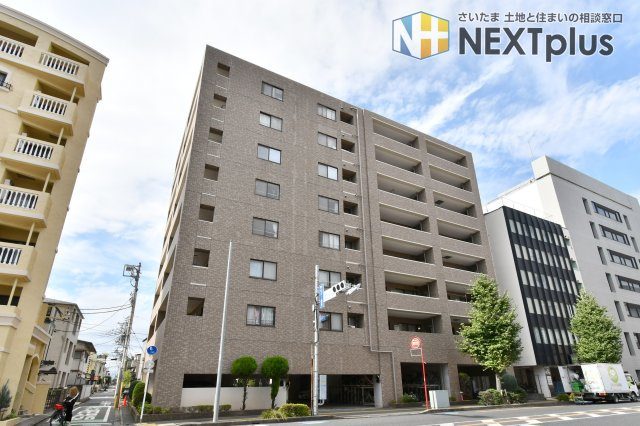 ドメイン浦和のエントランス|■お客様との会話を大切にし、一人ひとりにあった資金計画やプランをご提案致します。「家を買って終わり」ではなく、「買ってからがスタート」と考え、ご提案します。ローンのご相談は私たちにお任せ下さい。