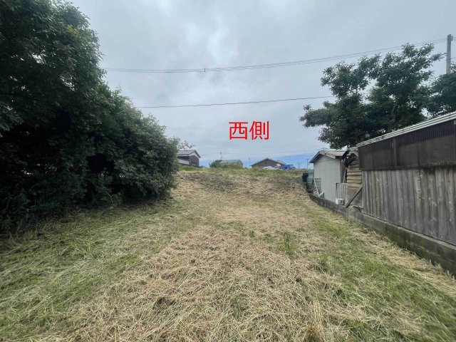 【糸島】志摩芥屋 土地の展望|敷地を西向きに見た写真です