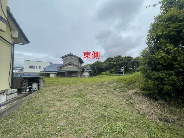 【糸島】志摩芥屋 土地の展望|敷地を東向きに見た写真です