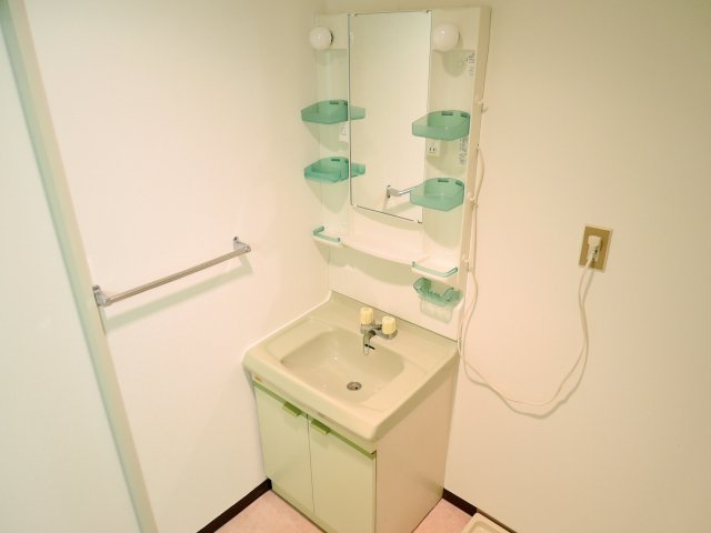 アヴァンセ高槻の洗面所