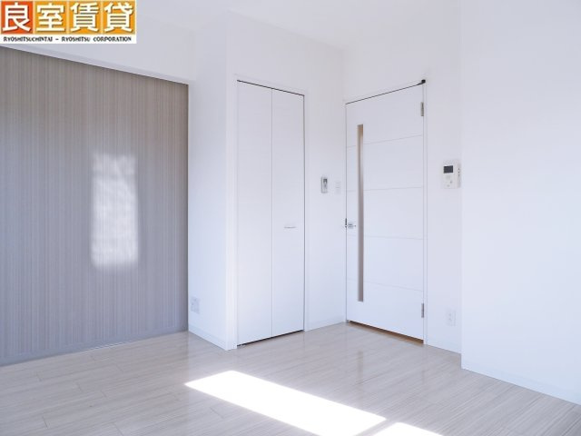 【洋室】 | アクアヒルズ