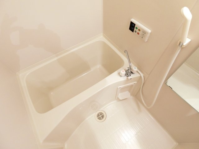プランタン221の浴室