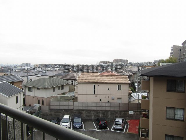 ライオンズマンション千里丘の展望