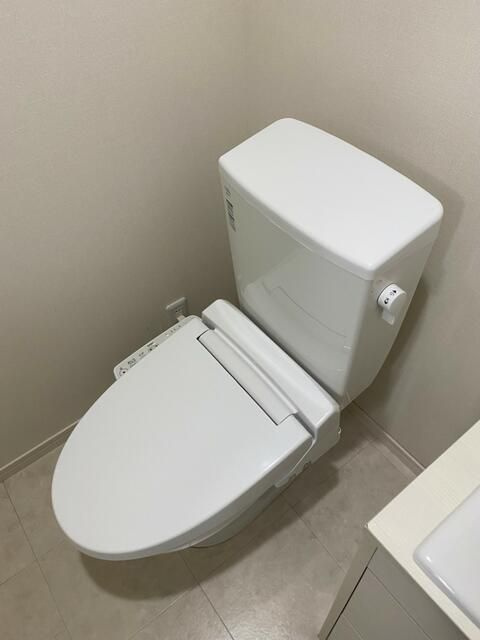 ＣＯＣＯＣＵＢＥ　ＡＫＡＢＡＮＥのトイレ