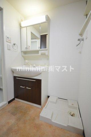 フレンシアノイエ難波南（旧グランシス難波南）の洗面所