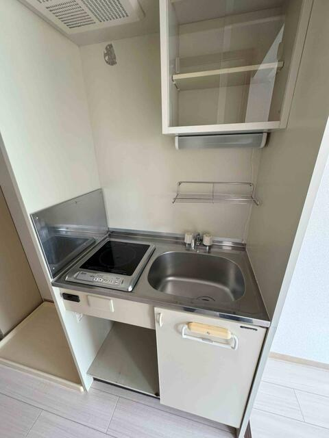 稲城市大丸の賃貸マンションのキッチン