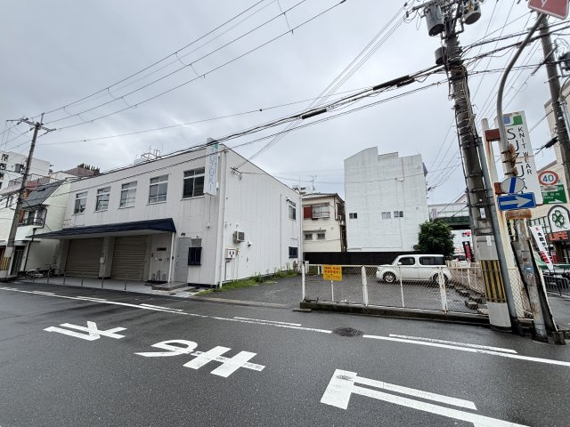 高井田本通７丁目事務所・倉庫の外観