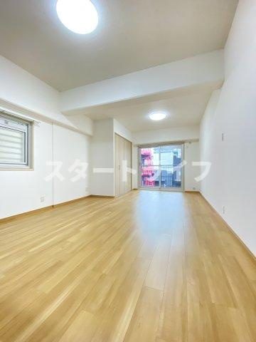 大阪市東淀川区西淡路１丁目の賃貸マンションの居間・リビング
