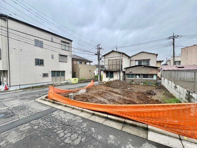 《仲介手数料半額》ふじみ野市南台2丁目の前面道路含む現地写真