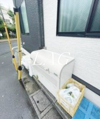 【その他共用部分】 | シャルム西新井 | 敷地内ゴミ捨て置き場です