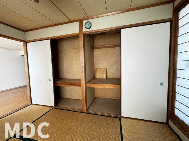 モーメント原ビル　の収納