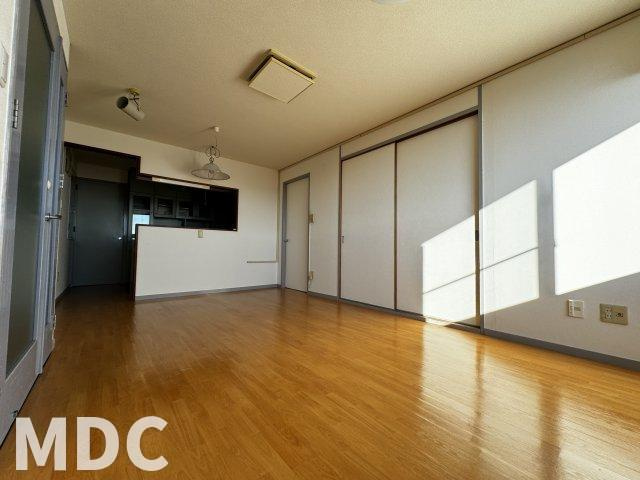 モーメント原ビル　の内装