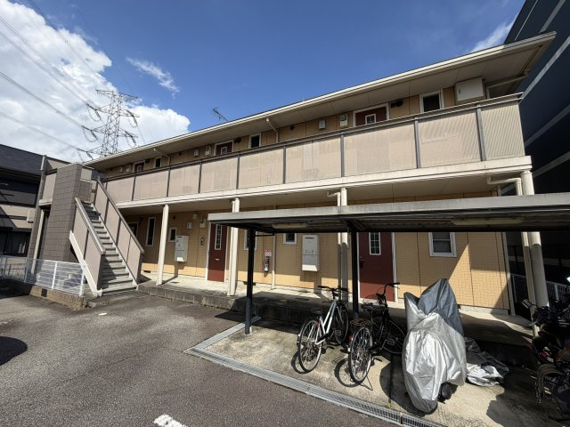 シャーメゾン八多B棟の外観