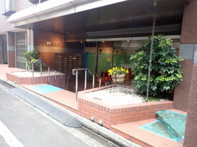 GSハイム小石川のエントランス