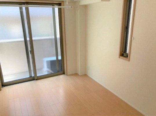 ソラーナマルサの寝室|落ち着いて過ごせるお部屋なので、寝室にいかがでしょうか