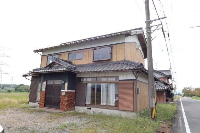 蒲生郡日野町大字蓮花寺　中古戸建の外観