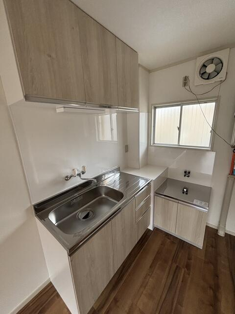 稲城市矢野口の賃貸マンションのキッチン