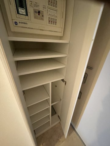 府中市緑町３丁目の賃貸マンションの収納|別部屋参考写真