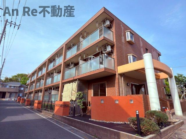 レキシントンマンション安行の外観