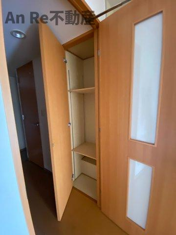 レキシントンマンション安行の収納|別部屋イメージ写真