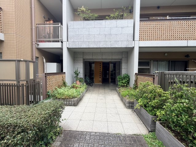 OPUSの外観|外観

現地ご見学希望・資料請求などお気軽にお問い合わせ下さい！
03-5990-5201