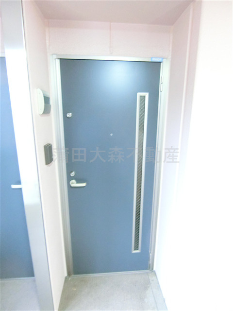 ハイメゾンA1の玄関