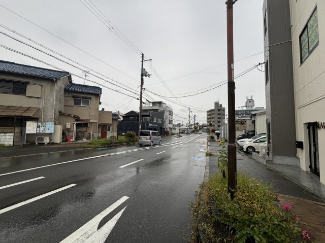 MAGビル