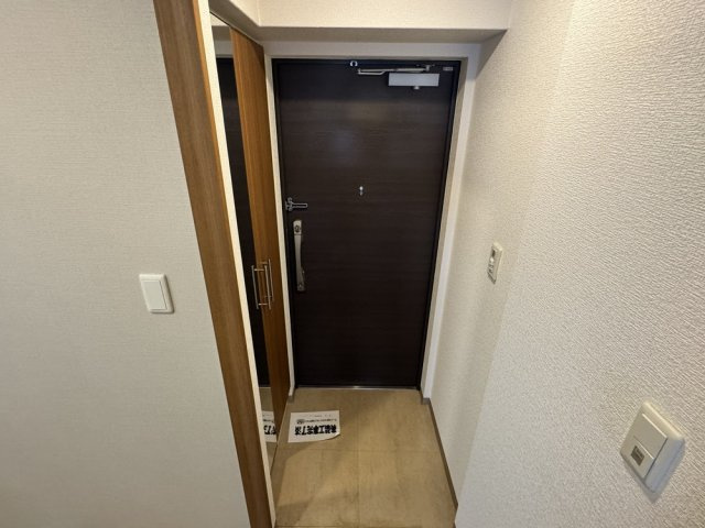 クローバー・ソレイユ南田辺の玄関