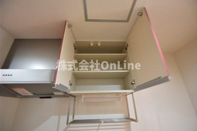クリエ西山本の収納