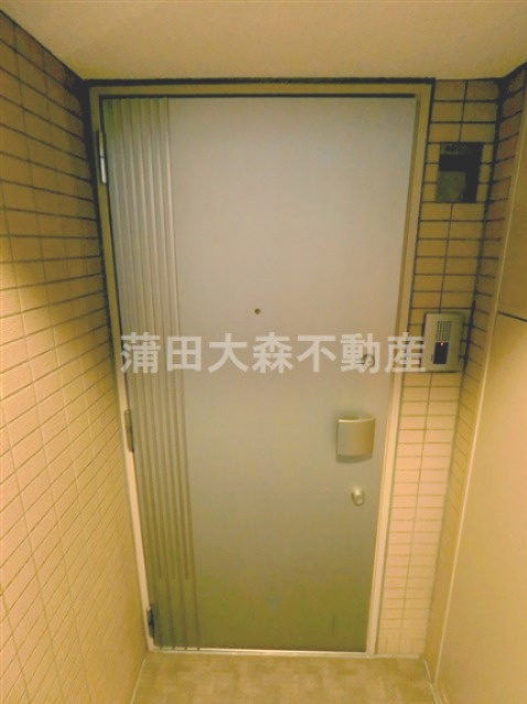 メインステージ西蒲田Ⅱの玄関