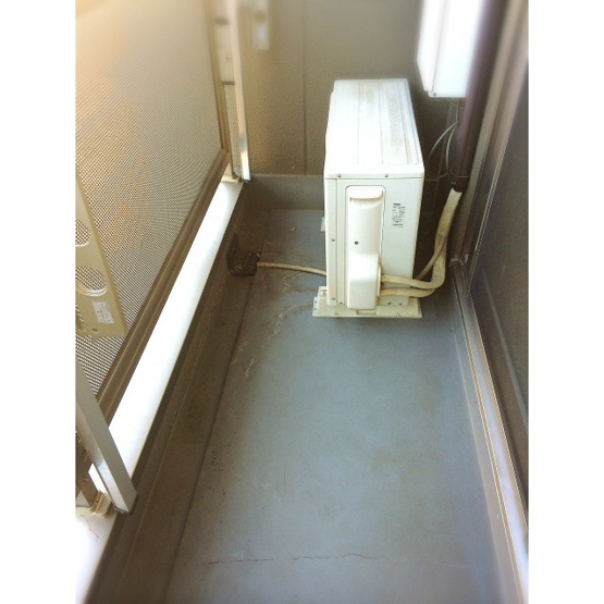 【バルコニー】アンプルールフェール Wada