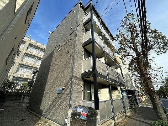 レオパレスルミエール　駒場東大の外観