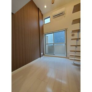 メゾン生駒町の居間・リビング